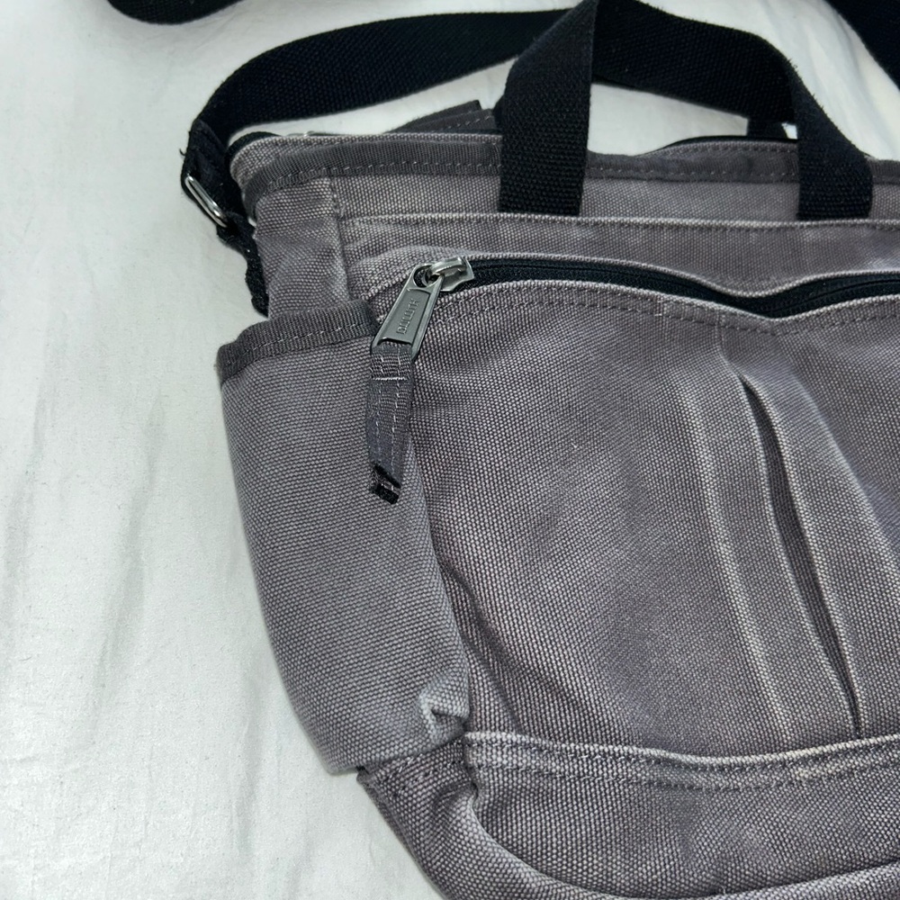 Duluth Trading Company Heritage Canvas Travel Sling - Picture 3 of 16